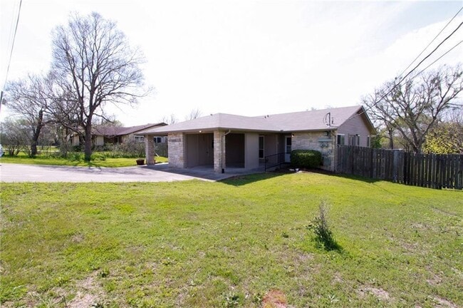 Building Photo - 12902 Old San Antonio Rd