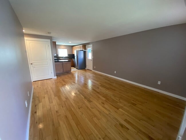 Building Photo - 2413 Mountain Terrace