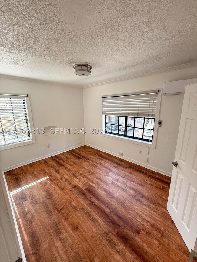 1222 Salzedo St Unit 4