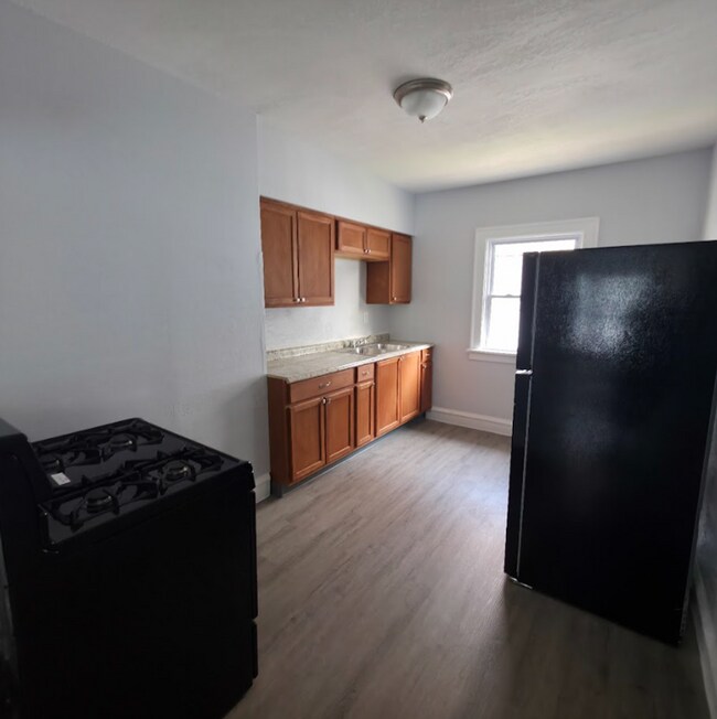 Photo - X 10/28|3294 East 146 St Unit Up
