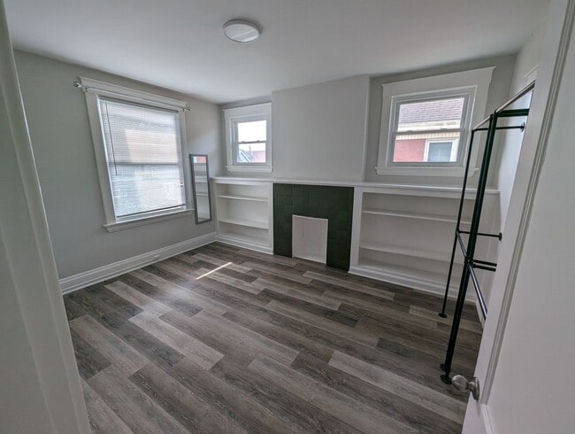 Photo - Beautiful Housing Convenient to Xavier Campus with Bonus Room Unit 3921 Spencer Ave Apt #2
