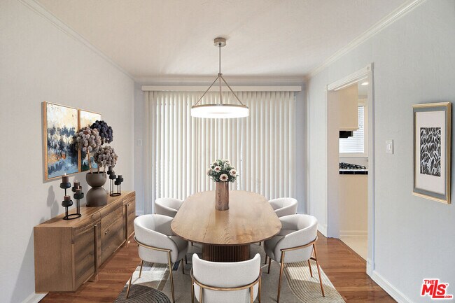 Photo - 930 S Bedford St Unidad 4