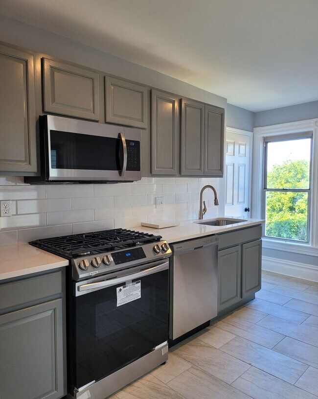 Photo - 234 Bigham St Unidad 2