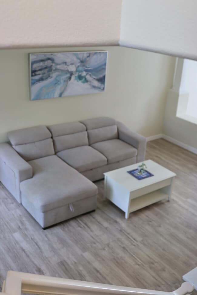 Photo - 523 W Summerfield Cir