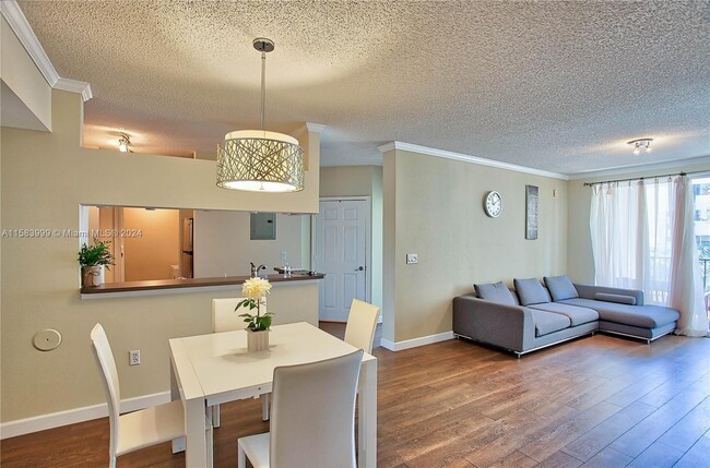 Photo - 17145 N Bay Rd Condominio Unidad 4411