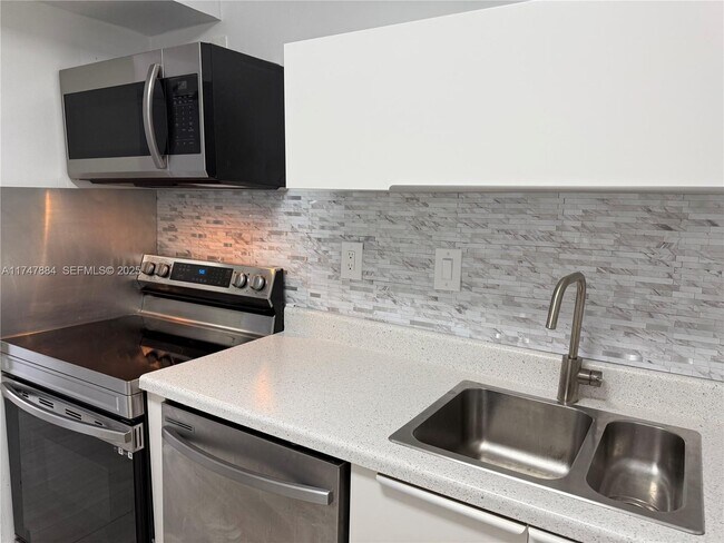 Photo - 3731 N Country Club Dr Unit 222