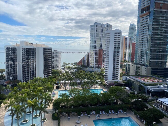 Building Photo - 185 SE 14th Terrace Unit 1905