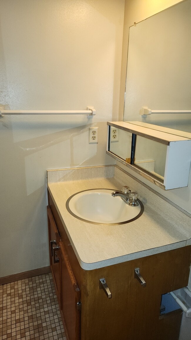 PENN ARMS APARTMENTS
