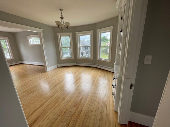 Dining Room - 47 Pearl St Unit 2