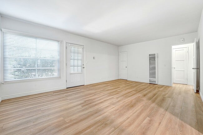 Photo - 1034 5th St Unidad C