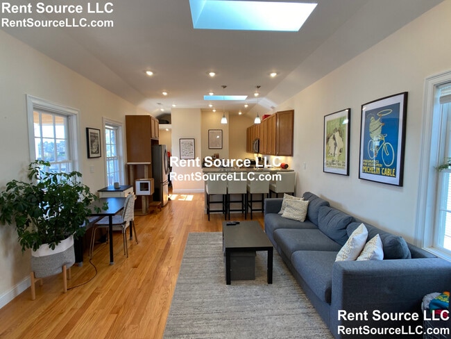 Photo - 14 Flint St Unit 2