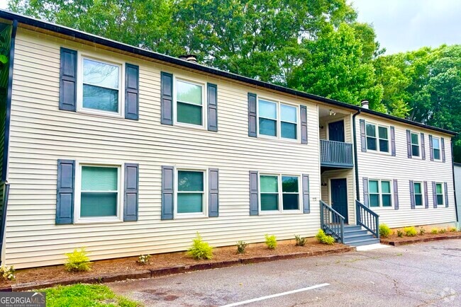 Building Photo - 117 Mark Twain Cir Rental