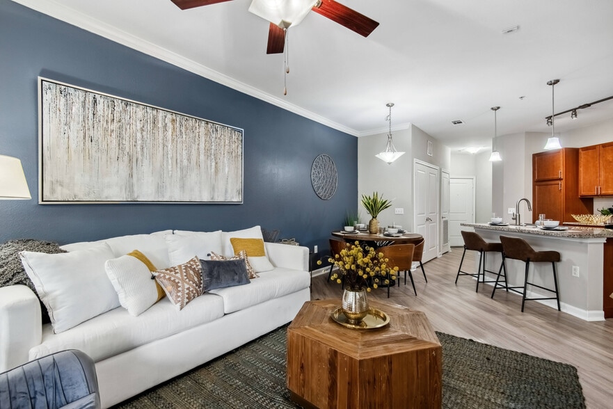 Spacious Dining Room at Katy Ranch Apartments in Katy, TX – Modern Living