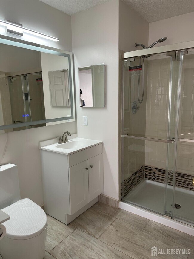 Photo - 51 Caitlin Ct