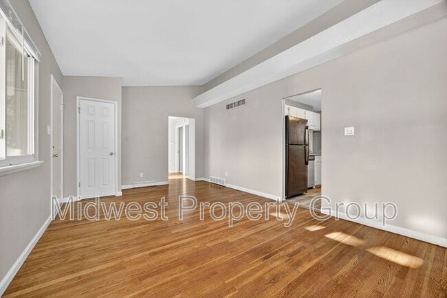 Photo - 813 Lynn Haven Ln