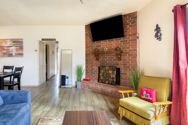 Photo - 9729 Blue Bonnet Pl