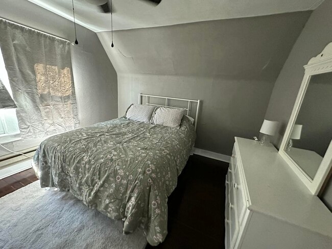 Photo - 1601 Hinkson Ave