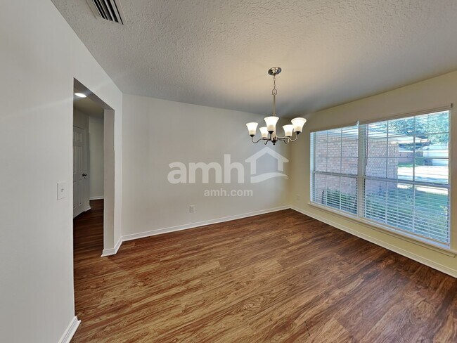 Photo - 3256 Silverado Cir