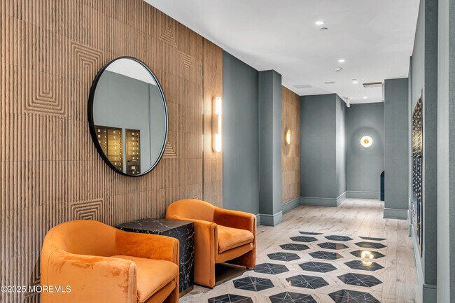 Photo - 527 Bangs Ave Unit 314