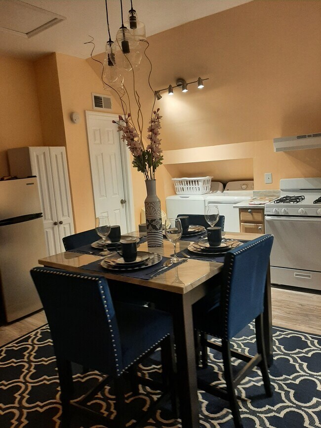 Photo - 4124 Johnson Branch Rd Unidad Kozy Korner