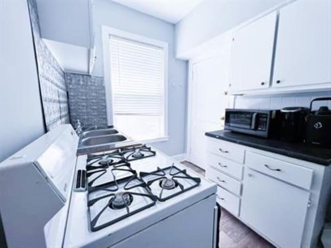 Photo - 128 Stonewall St Unit 3