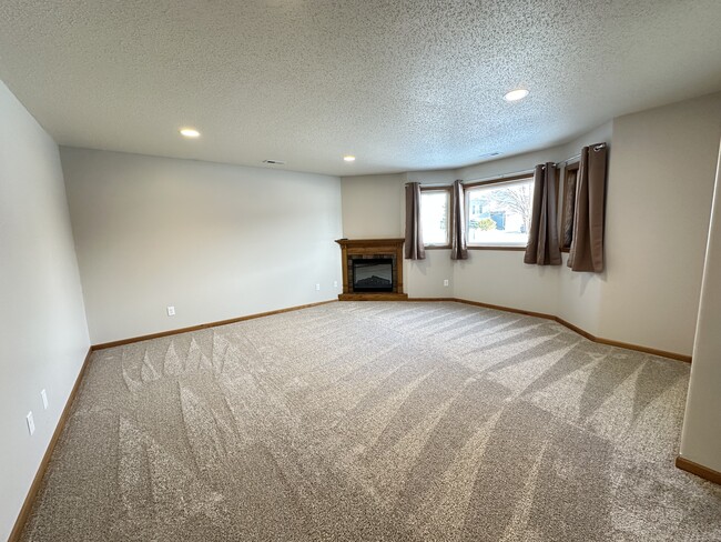 Photo - 4743 Harvest Dr S