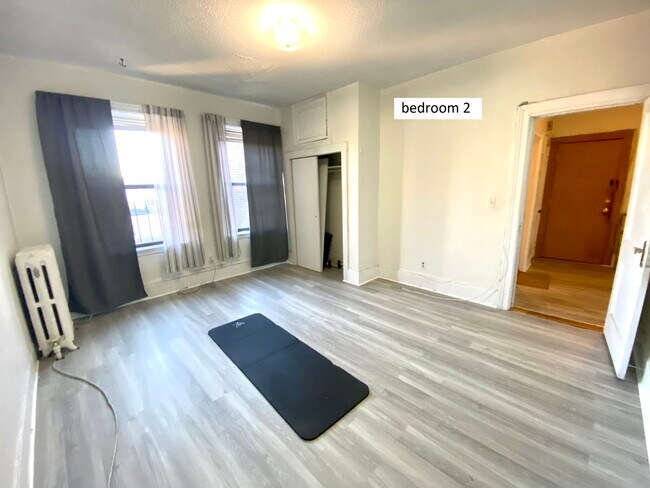 Photo - 18 Glenville Ave Unidad 3B