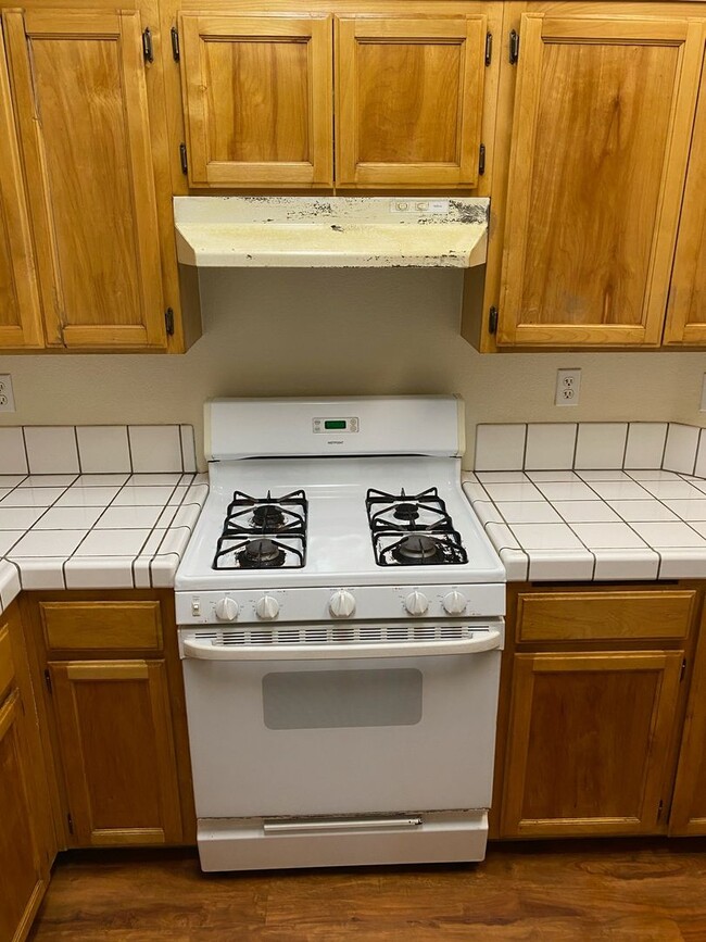 Photo - 1920 Fern Dr