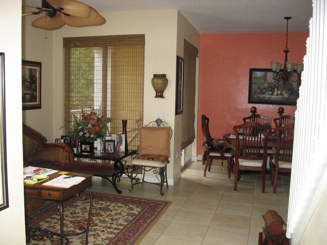 Photo - 1118 Shoma Dr