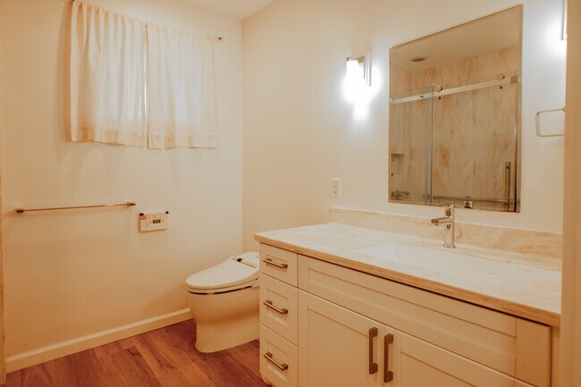 Photo - 780 Ainapo St