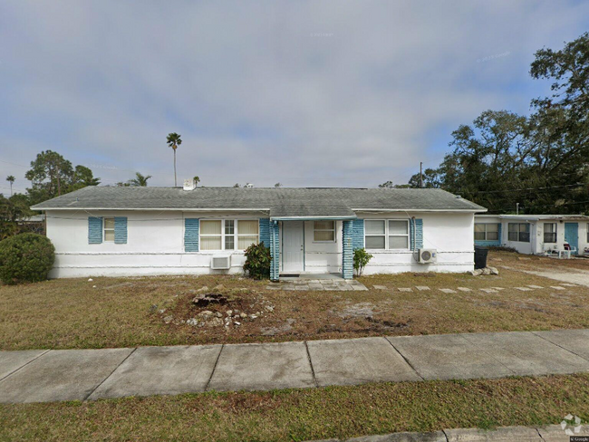 Building Photo - 1701 Pasadena Dr Rental