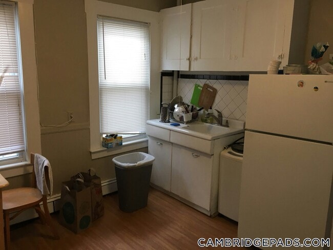 Photo - 357 Windsor St Unidad 2