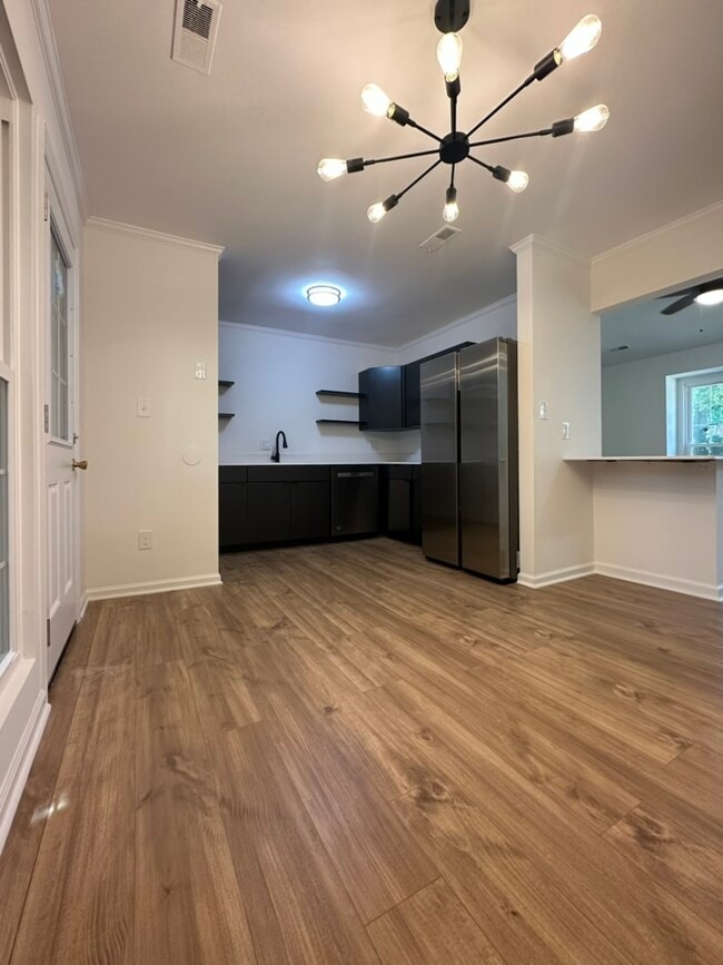 Photo - 4609 Brockton Dr Unidad D