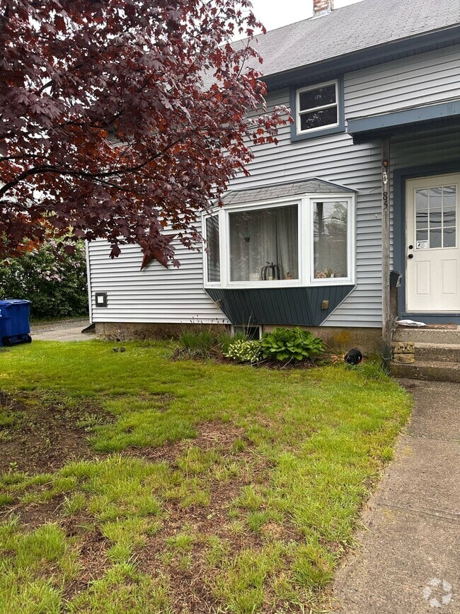 Building Photo - 85 S Main St Rental
