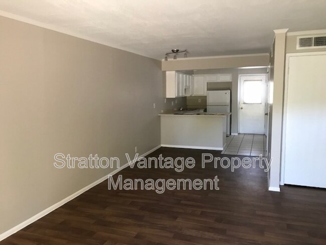 Photo - 810 E Colter St Condominio Unidad # 14