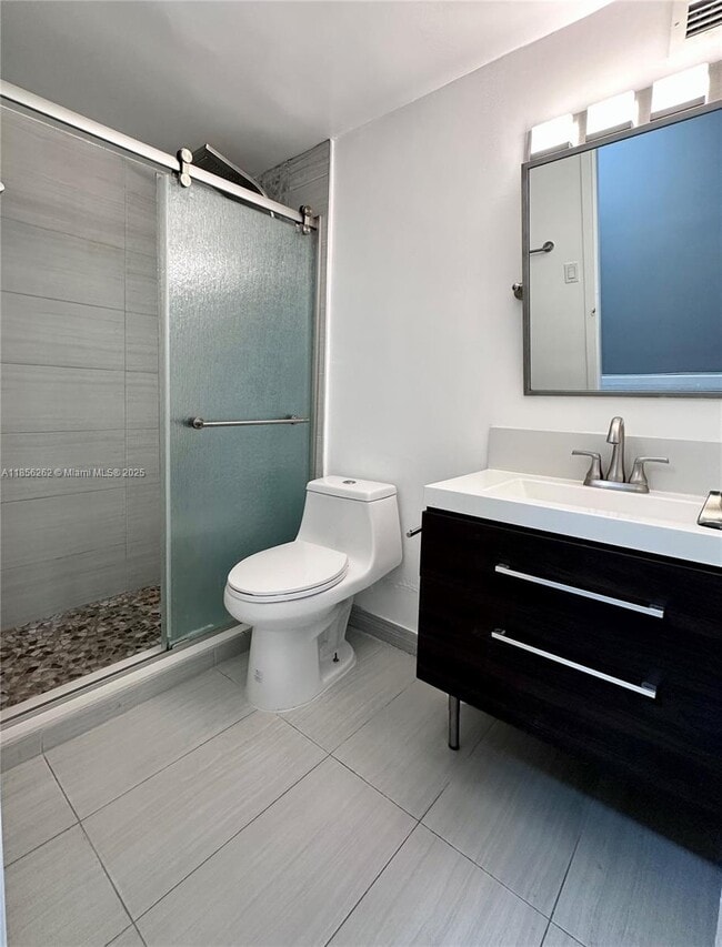 Photo - 999 Brickell Bay Dr Unit 709