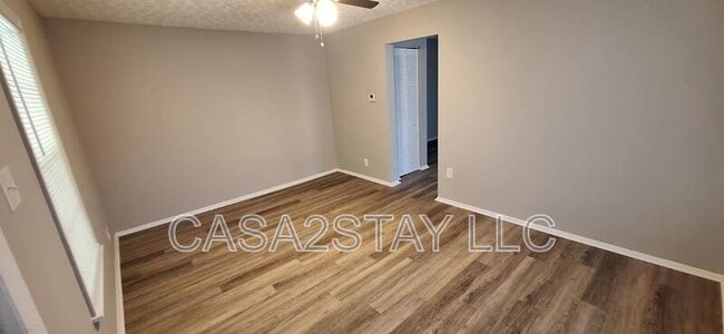 Photo - 720 Hardy Ave Unit 2