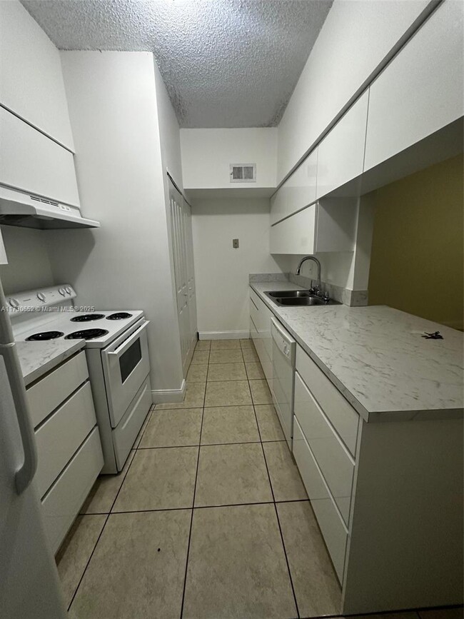 Photo - 18342 NW 68th Ave Condo Unit I