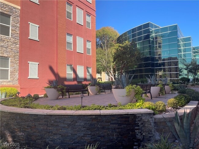 Photo - 68 E Serene Ave Unidad 225