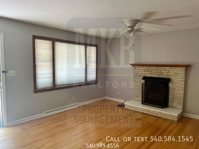 Photo - 3203 Ledgewood Ave