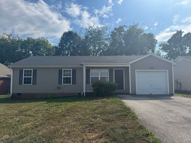 Building Photo - Spacious three bedroom, two bathroom home