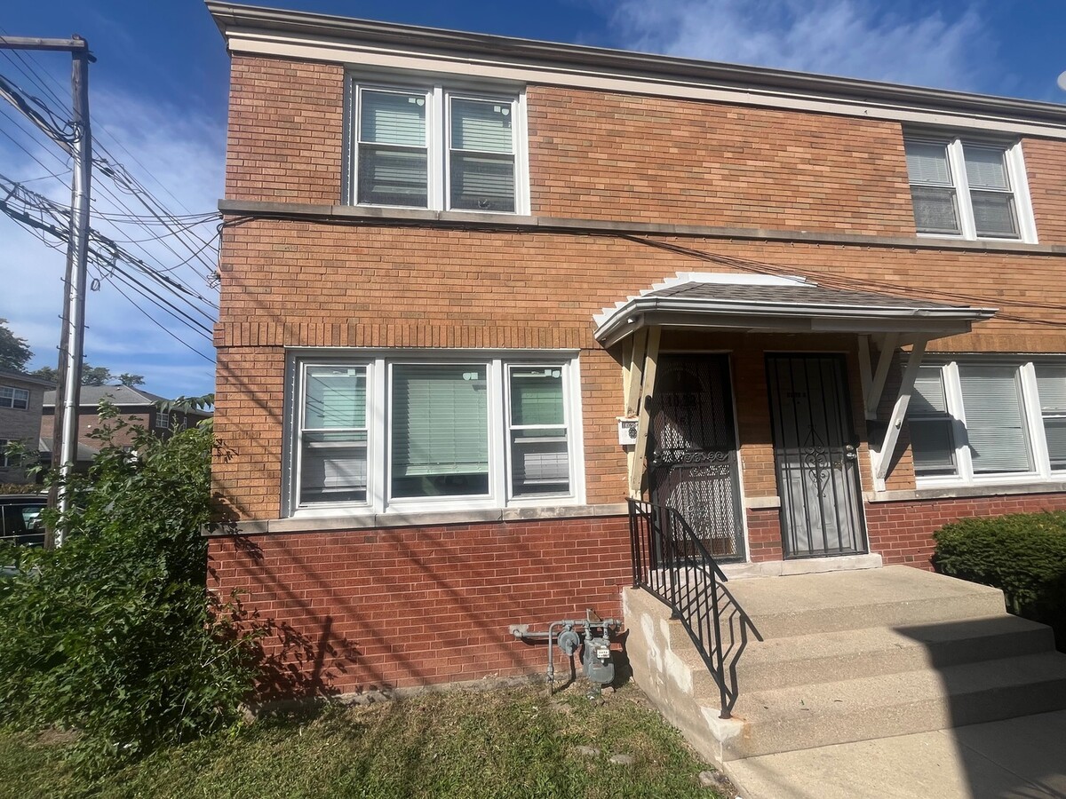 Photo - 1028 Bellwood Ave