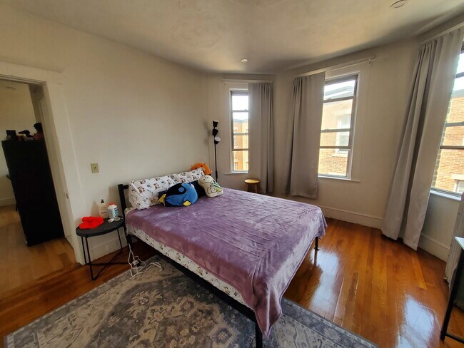 Photo - 11 Scottfield Rd Unit U12