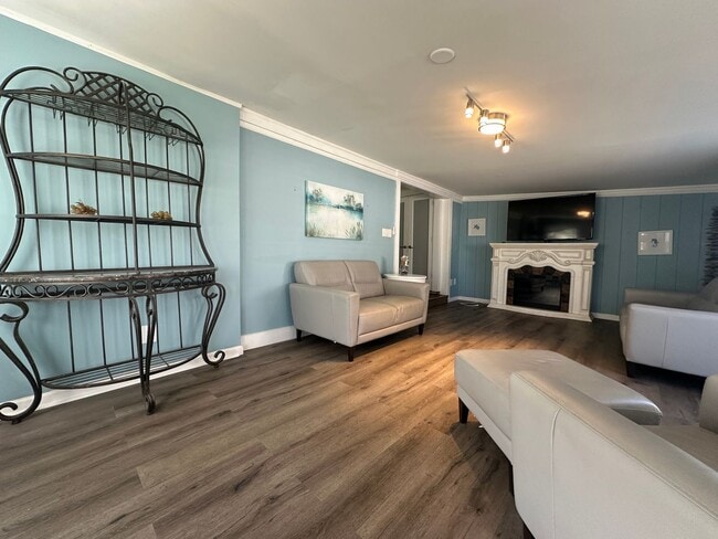 Photo - 4404 Echo Springs Dr