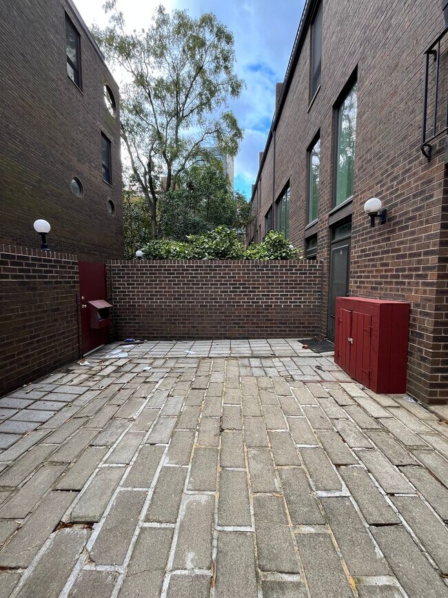 Photo - Spacious Three Bedroom Townhome in Society...