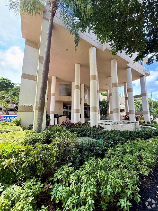 Building Photo - 770 Claughton Island Dr Unit 1503 Rental