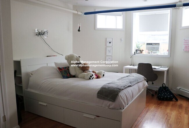 Photo - BROOKLINE 3 BED