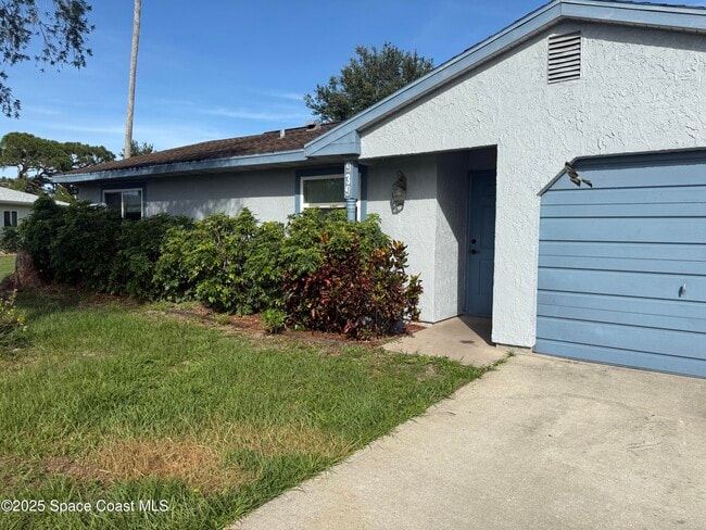 Building Photo - 939 Day Way Rental