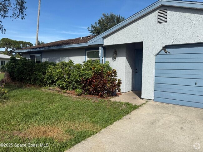 Building Photo - 939 Day Way Rental