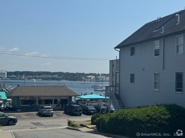 Building Photo - 271 Pequot Ave Unit 1 Rental